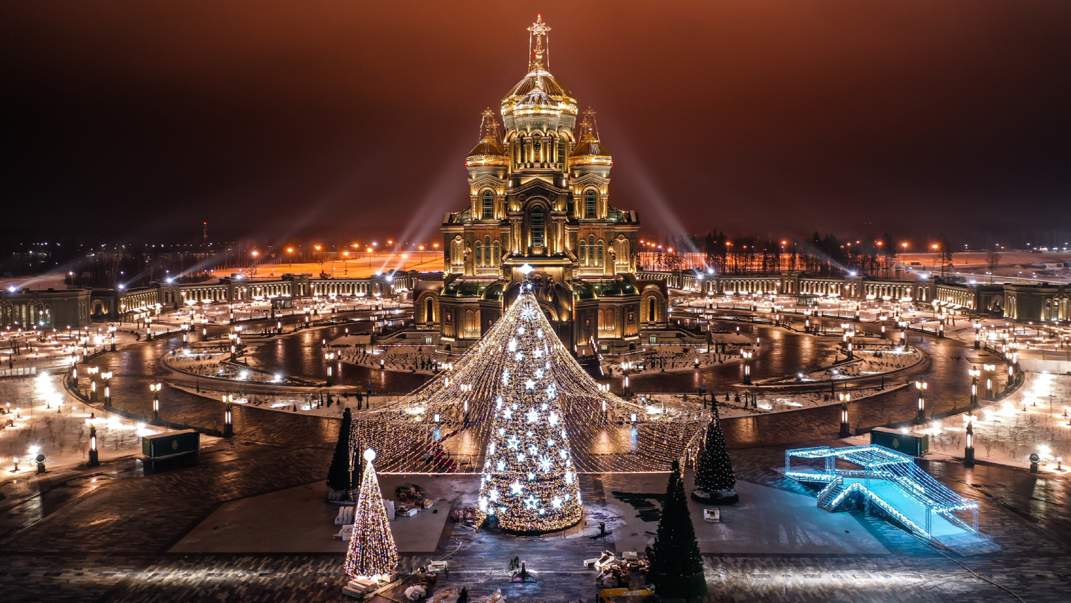 Главное Новогоднее чудо России (Москва и Храм Вооруженных сил в Кубинке)